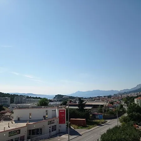 Dora * Makarska